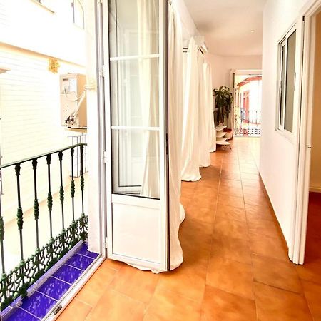Comfortable Studio Old Town, Parking Optional Sevilla Kültér fotó