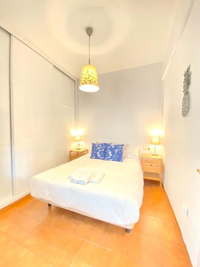 Comfortable Studio Old Town, Parking Optional Sevilla Kültér fotó